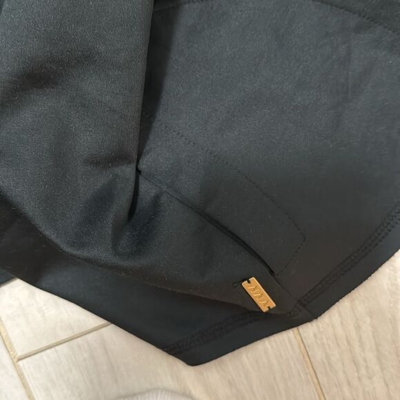 XS grey and black alala vest reversible - Picture 4 of 5